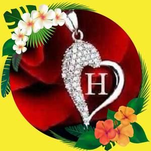 Meet your Posher, Huda